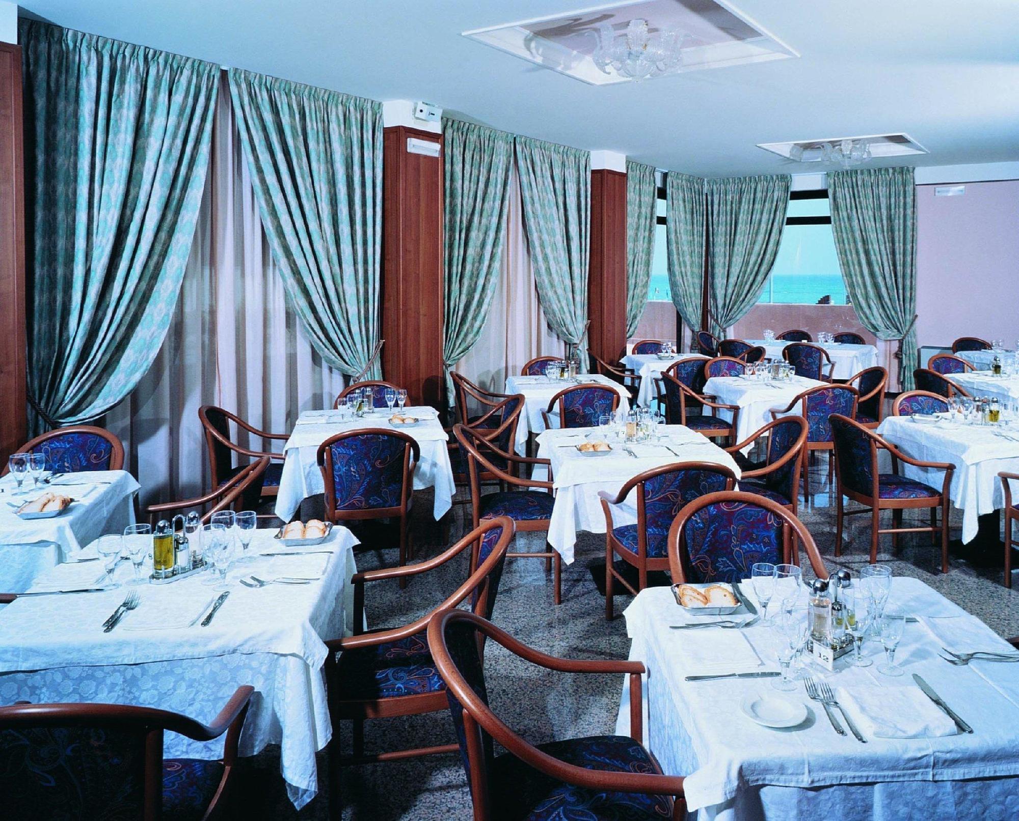 Hotel Rossini Pesaro Restaurant photo